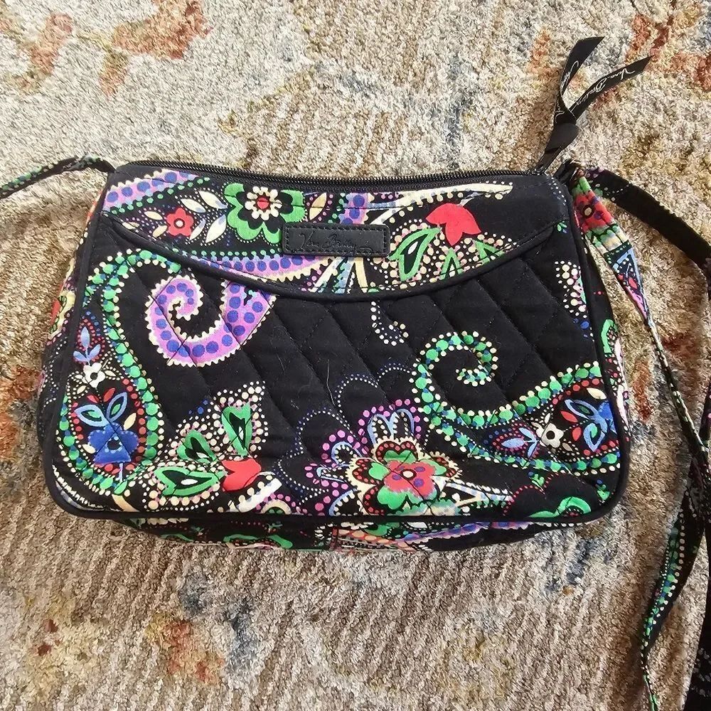 Vera Bradley Adjustable Crossbody. Like New. 8 X 6 X 2.5
